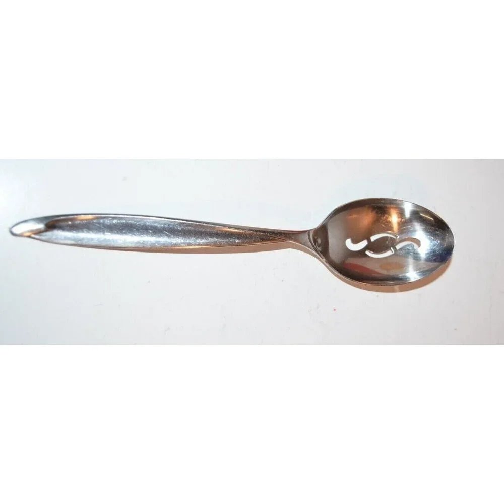 International Deluxe AMERICANA slotted Pierced Serving Spoon 8 1/2